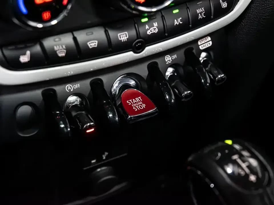 2019 Mini Countryman 2nd Gen - Image 15 of 19