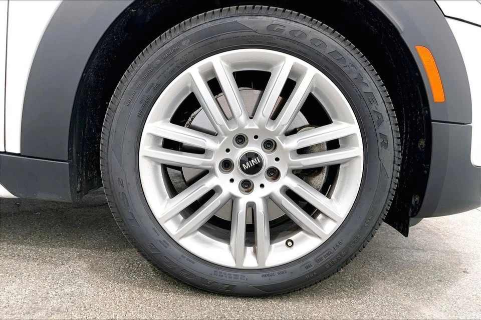 2019 Mini Countryman 2nd Gen - Image 13 of 18