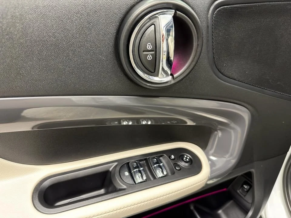 2019 Mini Countryman 2nd Gen - Image 15 of 20