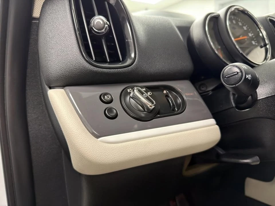 2019 Mini Countryman 2nd Gen - Image 16 of 20