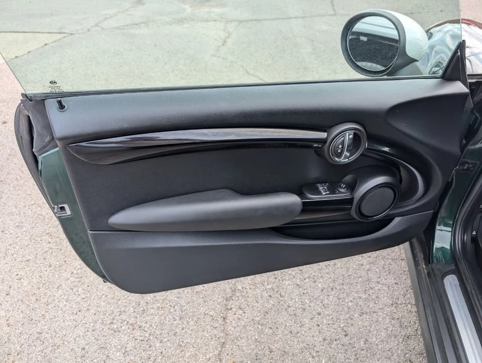 2019 Mini Mini 3rd Gen - Image 8 of 17