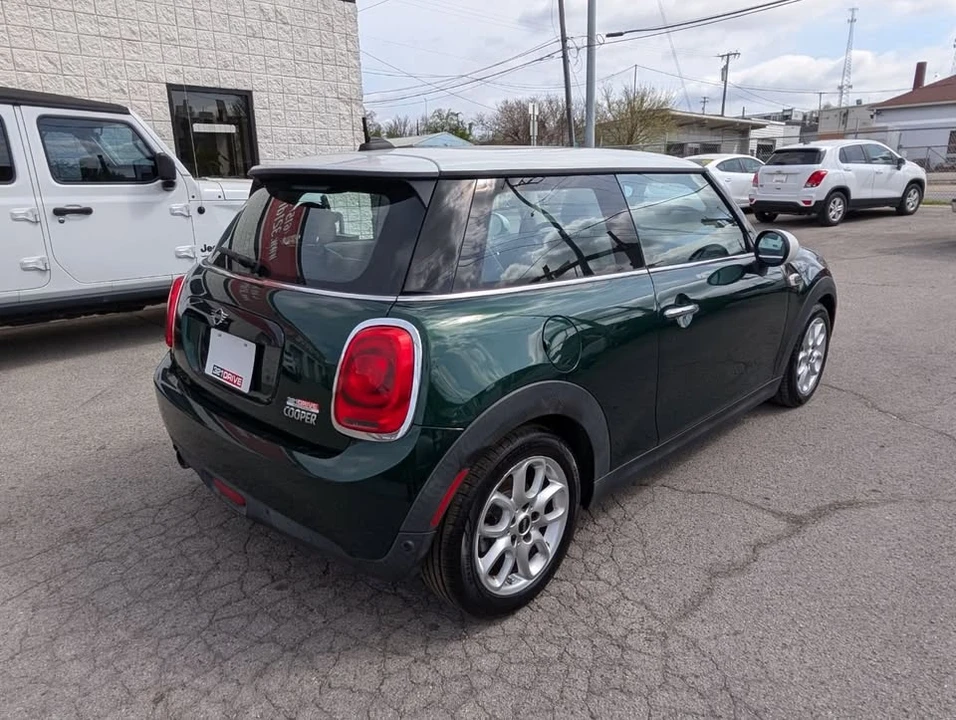 2019 Mini Mini 3rd Gen - Image 3 of 17