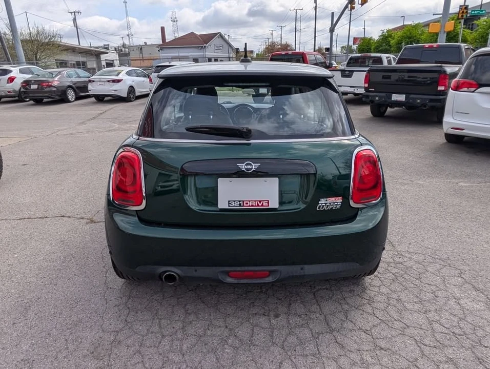 2019 Mini Mini 3rd Gen - Image 4 of 17
