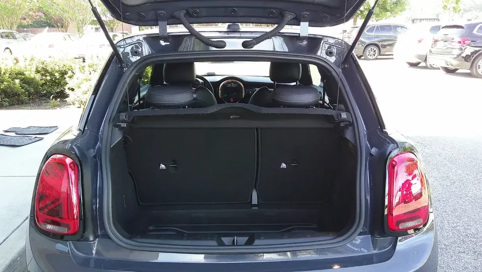 2019 Mini Mini Cooper S 3rd Gen - Image 15 of 18