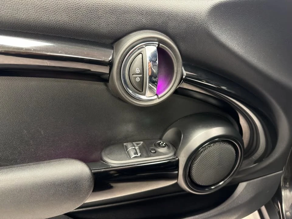 2019 Mini Mini Cooper S 3rd Gen - Image 15 of 20