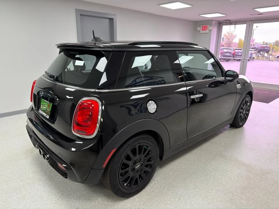 2019 Mini Mini Cooper S 3rd Gen - Image 3 of 20