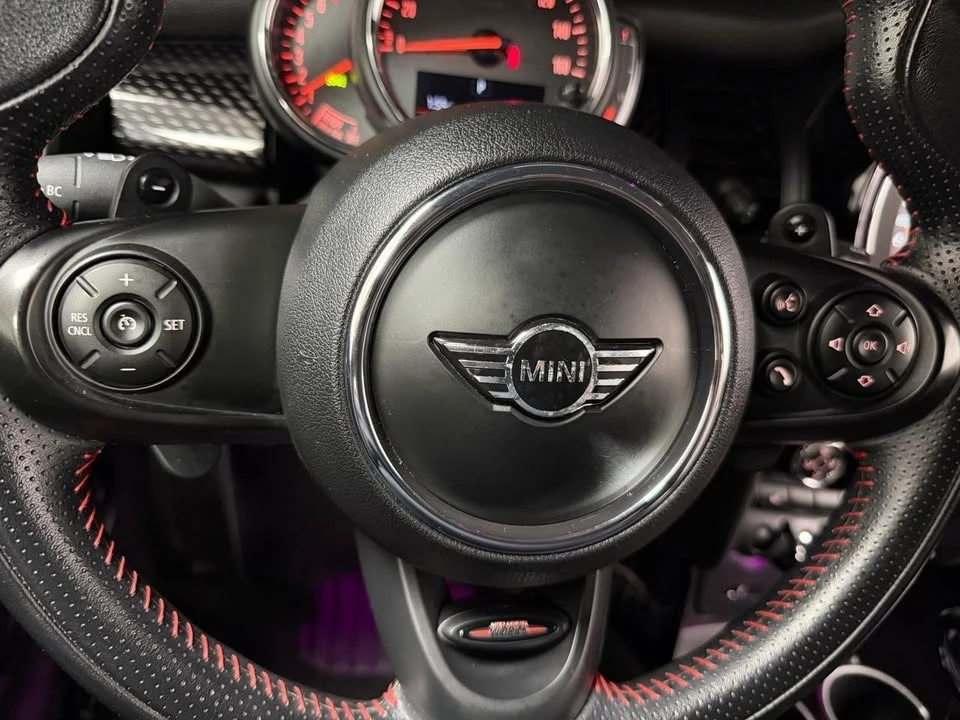 2019 Mini Mini Cooper S 3rd Gen - Image 18 of 20