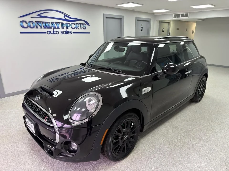 2019 Mini Mini Cooper S 3rd Gen - Image 2 of 20