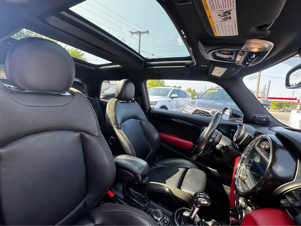 2019 Mini Mini Cooper S 3rd Gen - Image 11 of 18