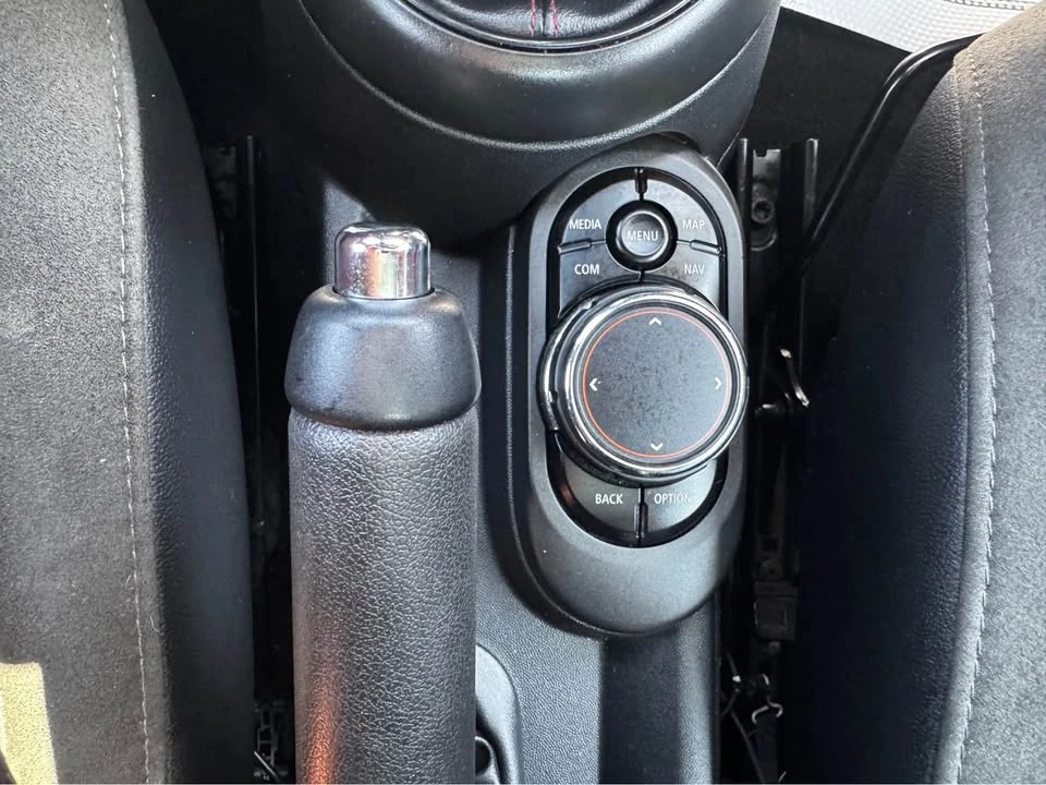2019 Mini Mini Cooper S 3rd Gen - Image 14 of 18