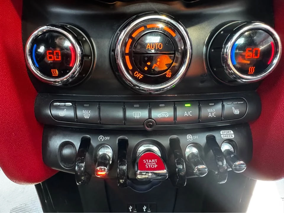 2019 Mini Mini Cooper S 3rd Gen - Image 4 of 18