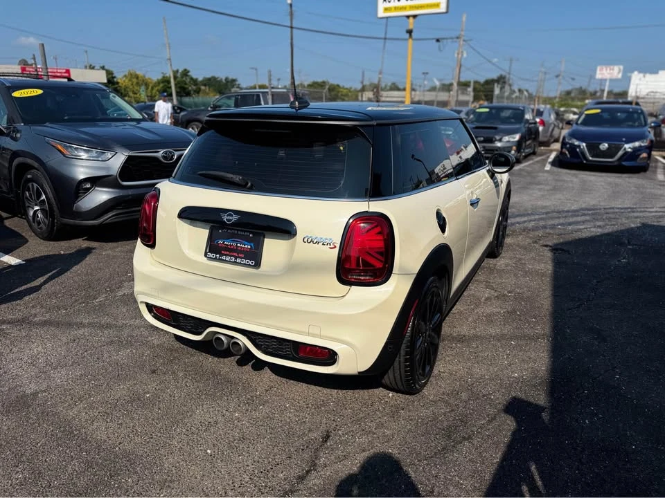 2019 Mini Mini Cooper S 3rd Gen - Image 13 of 18