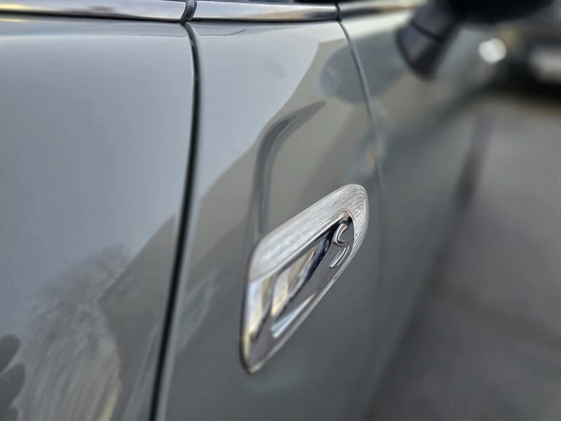 2019 Mini Mini Cooper S 3rd Gen - Image 12 of 18