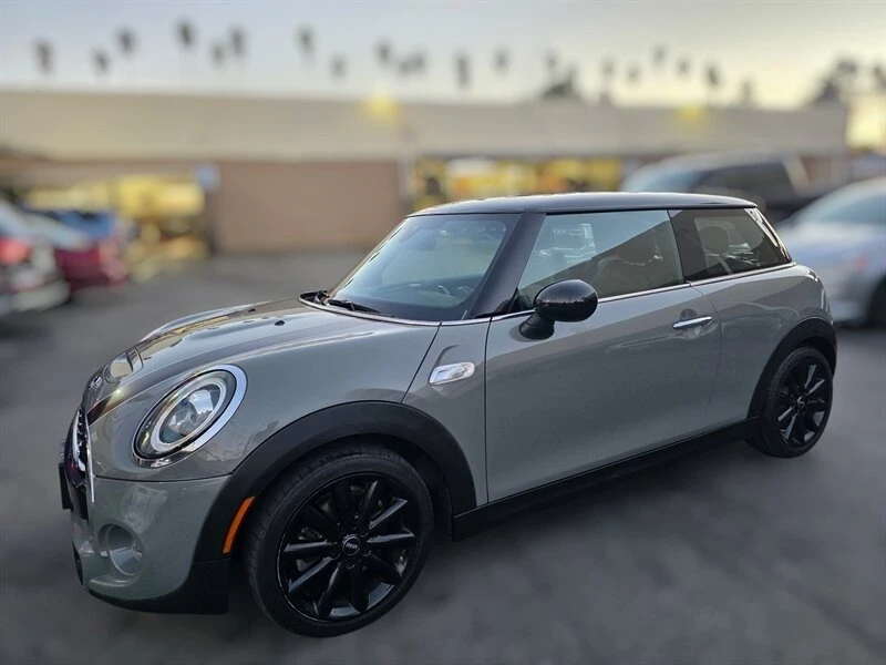 2019 Mini Mini Cooper S 3rd Gen - Image 11 of 18