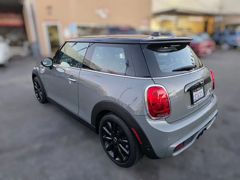 2019 Mini Mini Cooper S 3rd Gen - Image 3 of 18