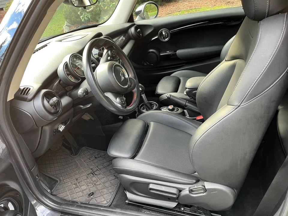 2019 Mini Mini Cooper S 3rd Gen - Image 4 of 8