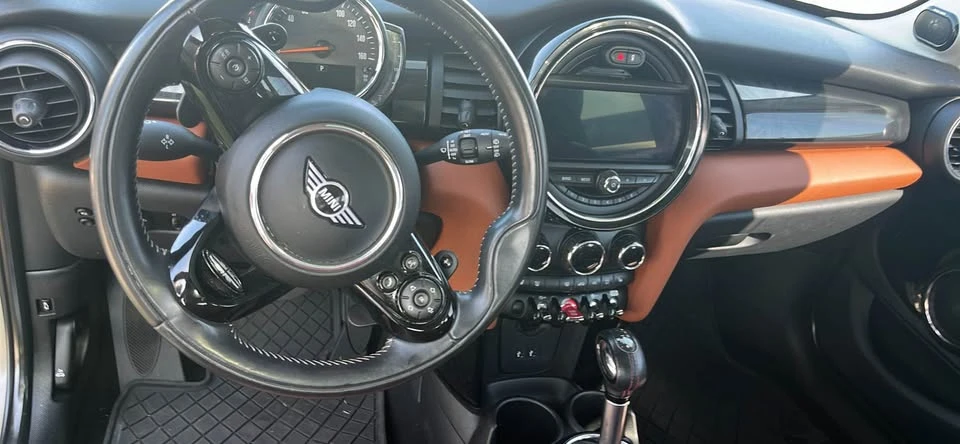 2019 Mini Mini 3rd Gen - Image 9 of 11