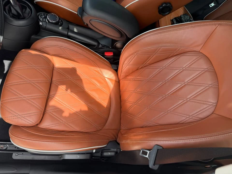 2019 Mini Mini Cooper S 3rd Gen - Image 9 of 16