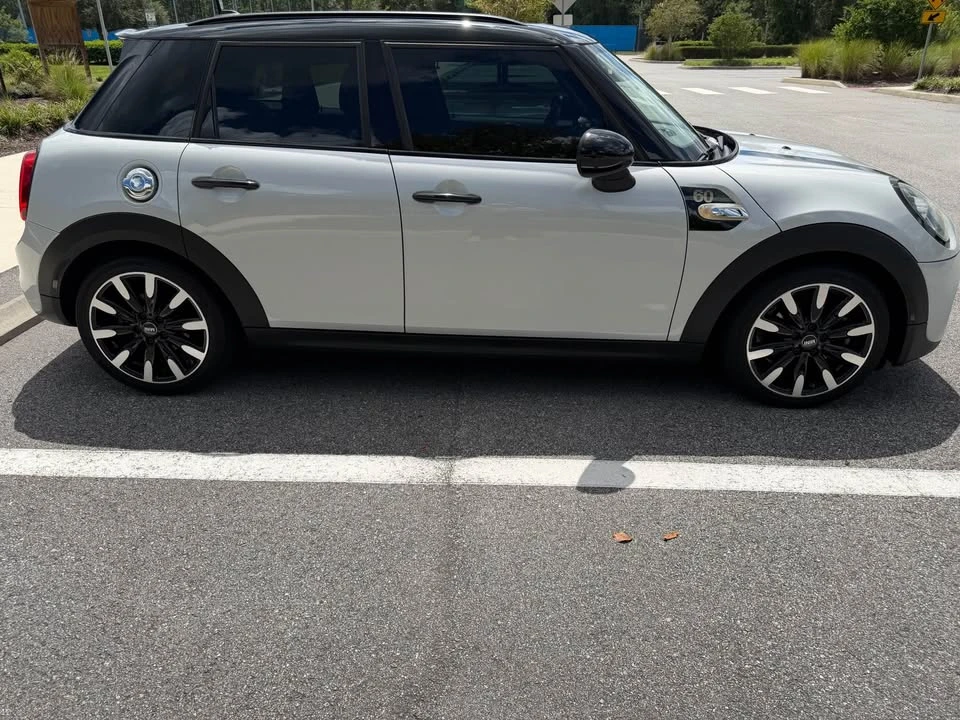 2019 Mini Mini Cooper S 3rd Gen - Image 7 of 16