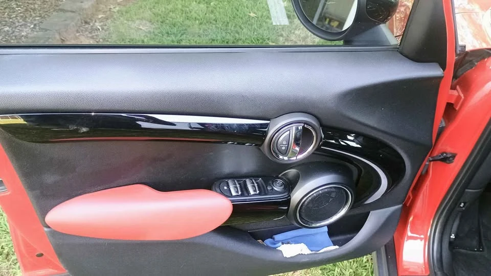 2019 Mini Mini Cooper S 3rd Gen - Image 8 of 19