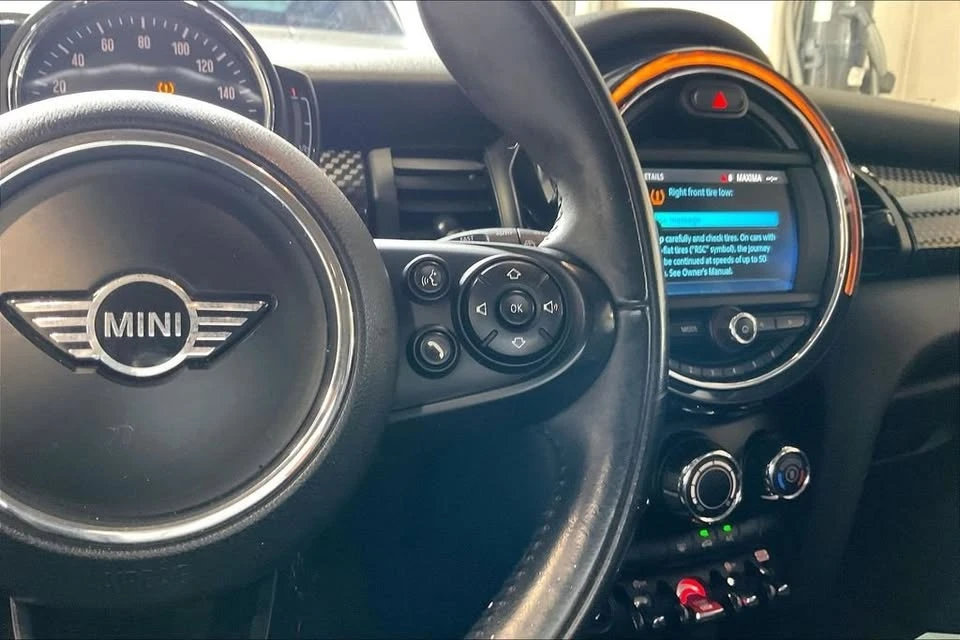 2019 Mini Mini Cooper S 3rd Gen - Image 9 of 20
