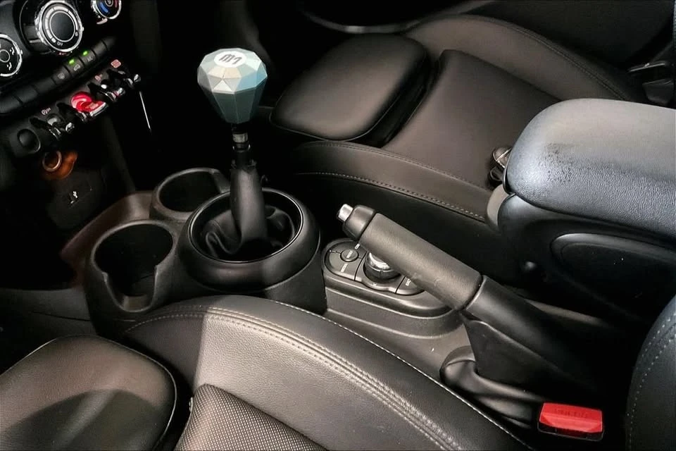 2019 Mini Mini Cooper S 3rd Gen - Image 11 of 20