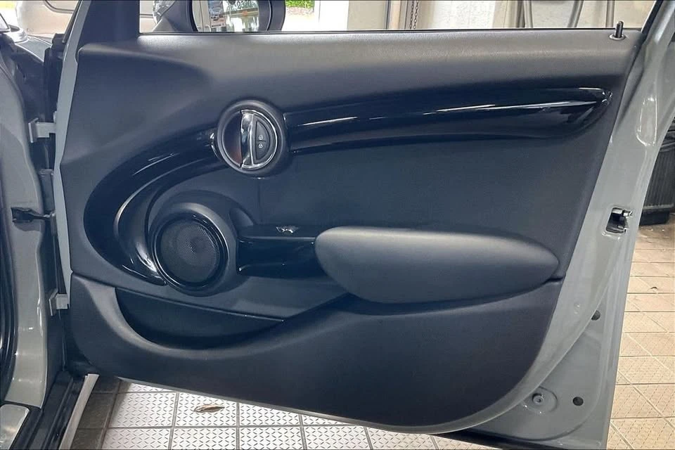 2019 Mini Mini Cooper S 3rd Gen - Image 20 of 20