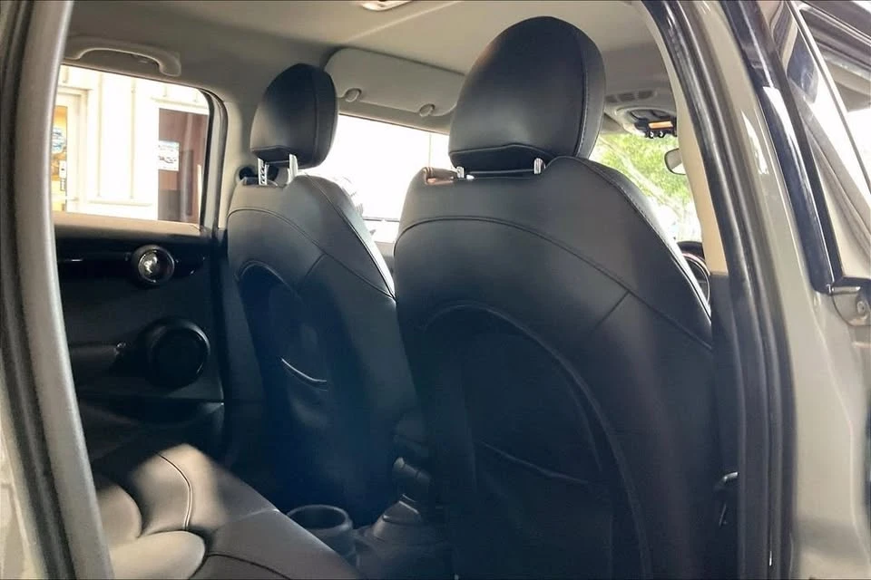 2019 Mini Mini Cooper S 3rd Gen - Image 19 of 20