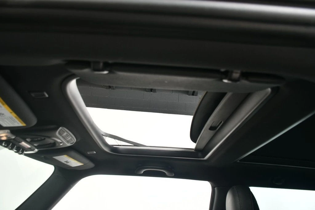 2019 Mini Mini John Cooper Works 3rd Gen - Image 8 of 12