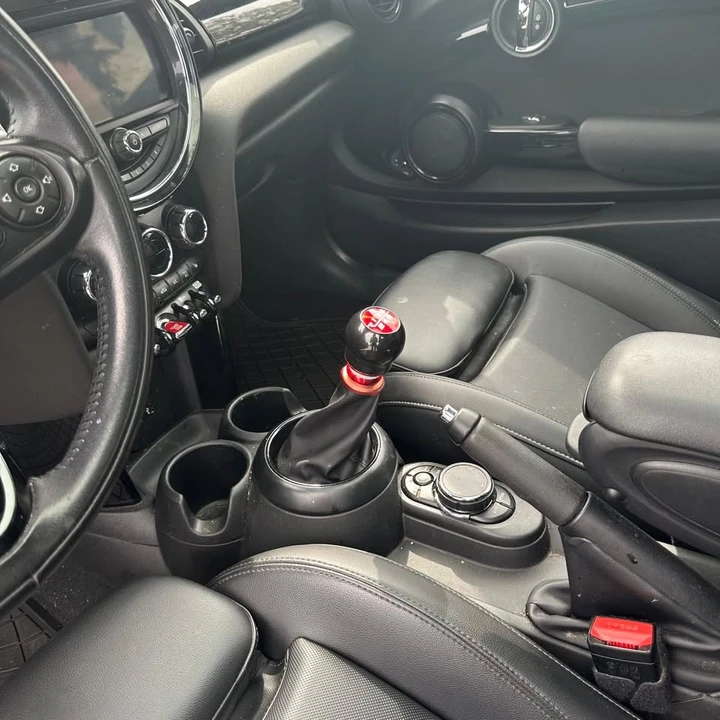 2019 Mini Mini Cooper S 3rd Gen - Image 9 of 17