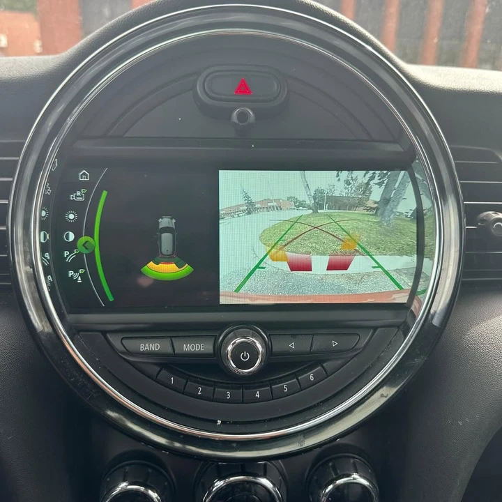 2019 Mini Mini Cooper S 3rd Gen - Image 14 of 17