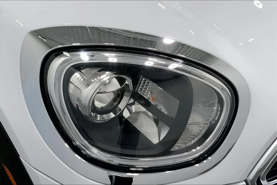 2019 Mini Countryman 2nd Gen - Image 16 of 19