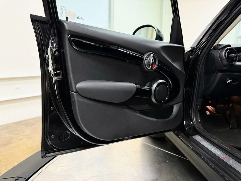 2019 Mini Mini 3rd Gen - Image 11 of 20