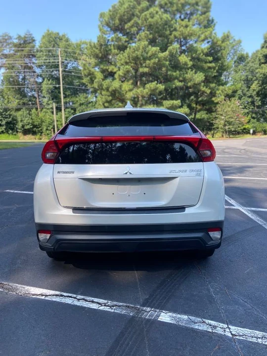 2019 Mitsubishi Eclipse Cross - Image 4 of 16