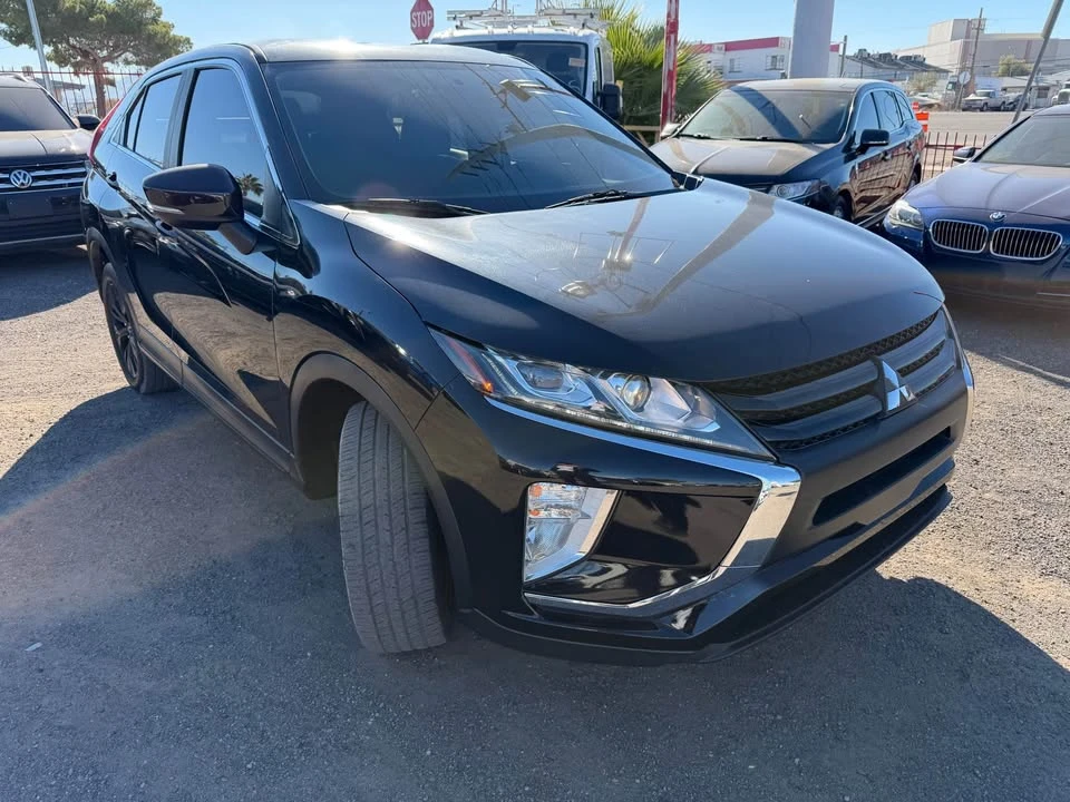 2019 Mitsubishi Eclipse Cross - Image 3 of 10