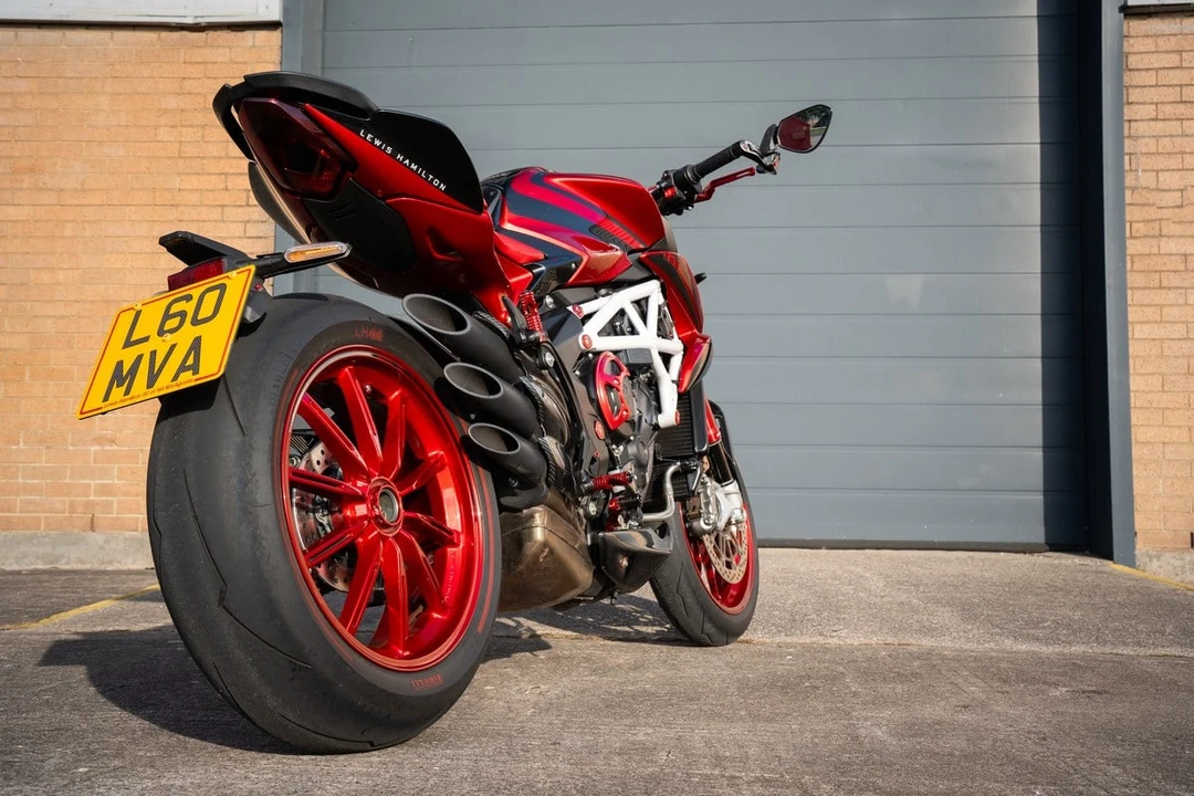 2019 MV Agusta Brutale - Image 16 of 30