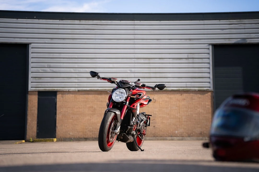 2019 MV Agusta Brutale - Image 4 of 30