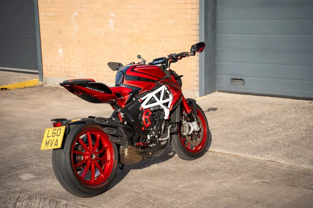 2019 MV Agusta Brutale - Image 12 of 30
