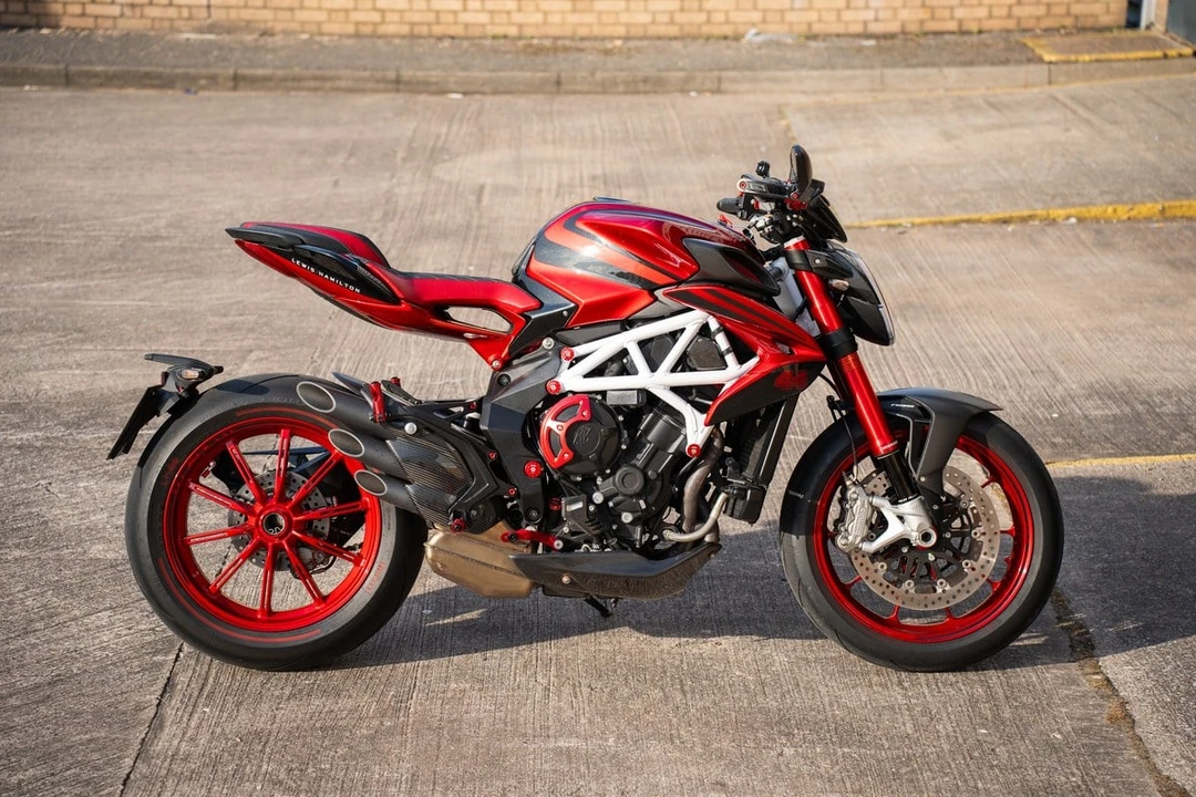 2019 MV Agusta Brutale - Image 13 of 30
