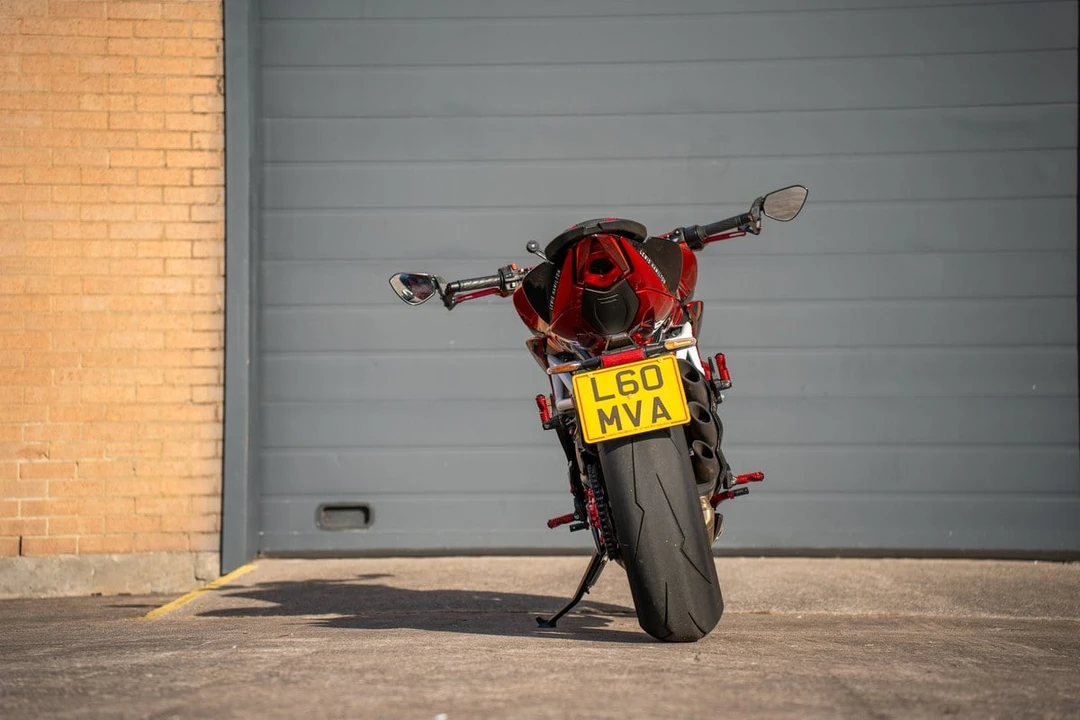 2019 MV Agusta Brutale - Image 9 of 30