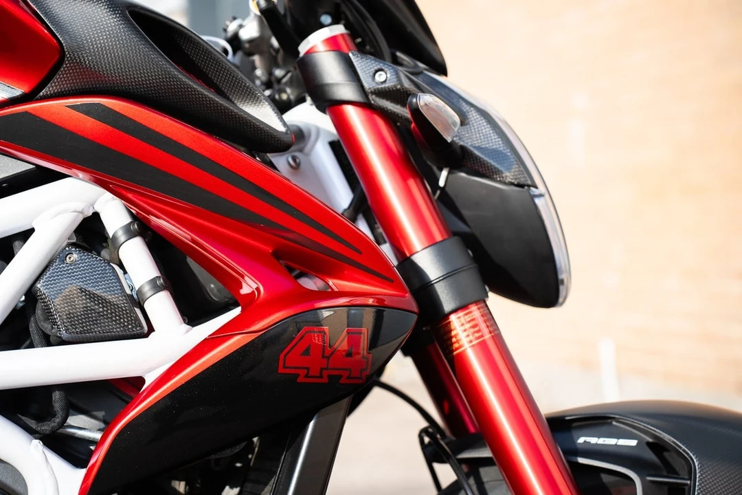 2019 MV Agusta Brutale - Image 25 of 30