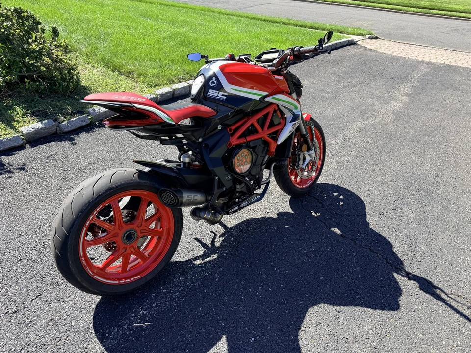 2019 MV Agusta Brutale - Image 20 of 31