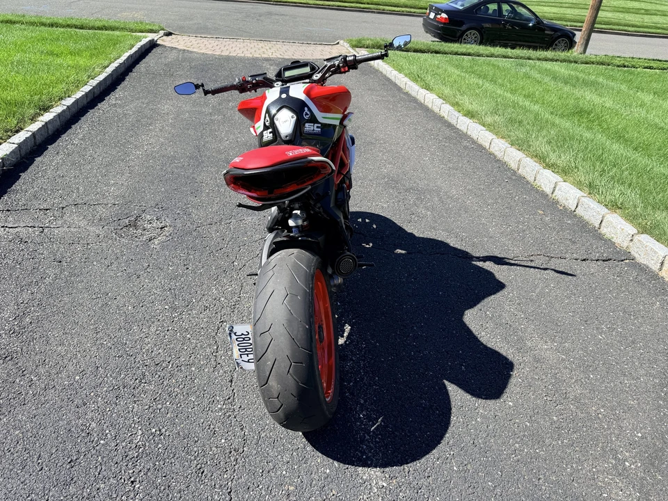2019 MV Agusta Brutale - Image 17 of 31