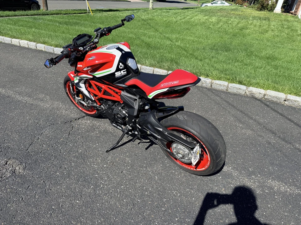 2019 MV Agusta Brutale - Image 14 of 31