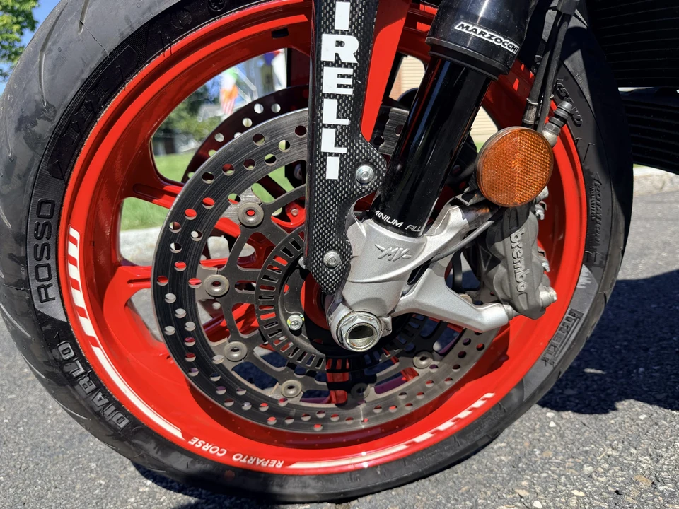 2019 MV Agusta Brutale - Image 24 of 31
