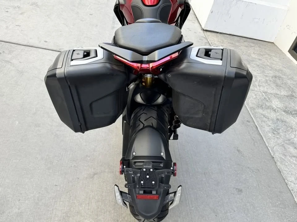 2019 MV Agusta - Image 10 of 19