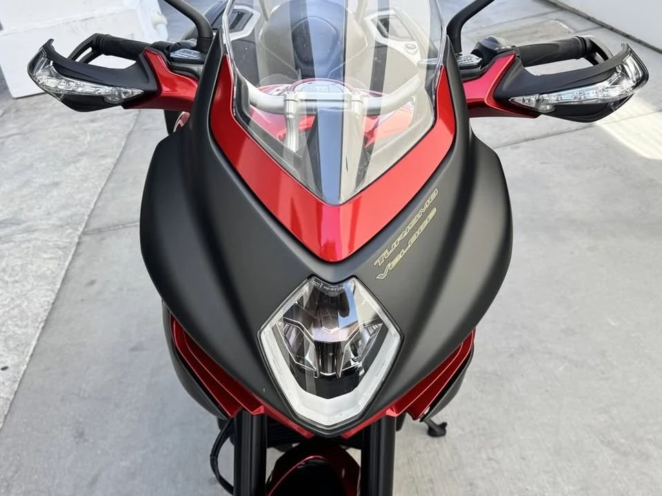 2019 MV Agusta - Image 17 of 19