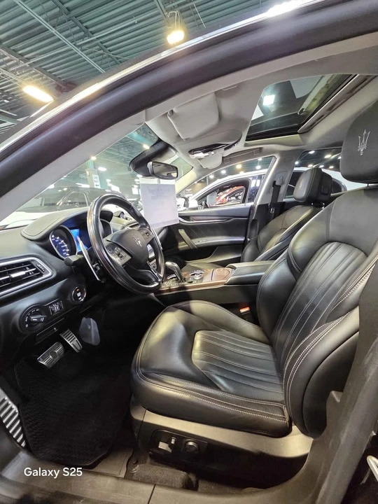 2019 Maserati Ghibli 3rd Gen - Image 5 of 11