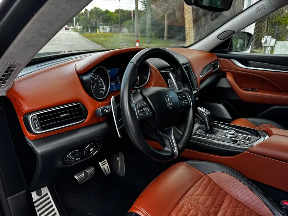 2019 Maserati GranTurismo - Image 15 of 19