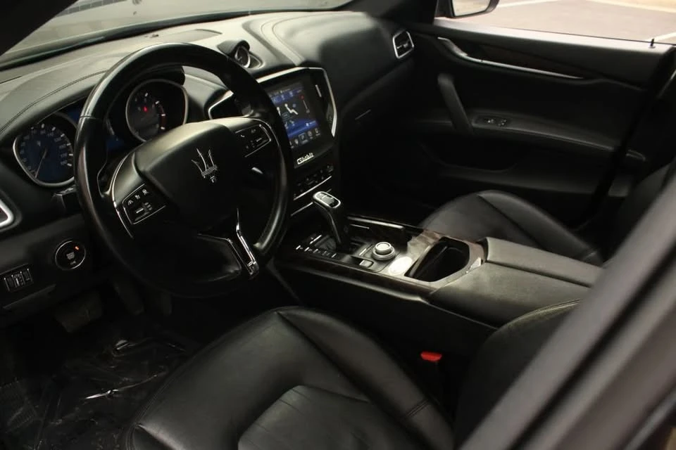 2019 Maserati Ghibli 3rd Gen - Image 5 of 11
